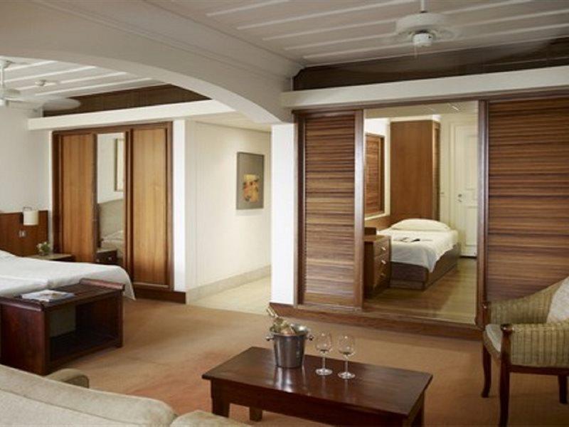 Columbia Beachotel Pissouri Exterior photo